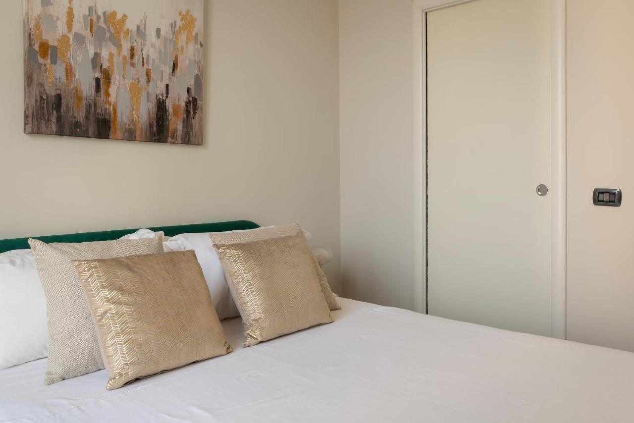 Santa Tecla Living Faravelli 4 Apartman Milánó Kültér fotó